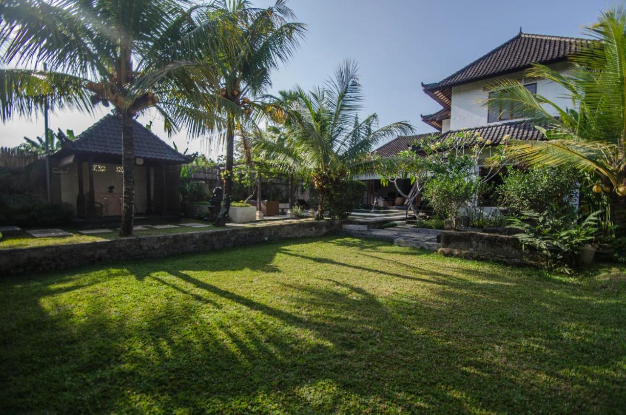 Villa Kami Ubud Exteriör bild