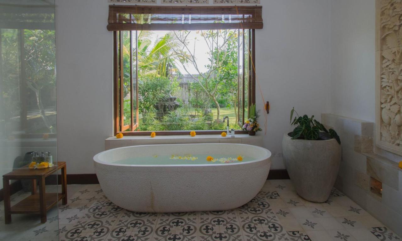 Villa Kami Ubud Exteriör bild